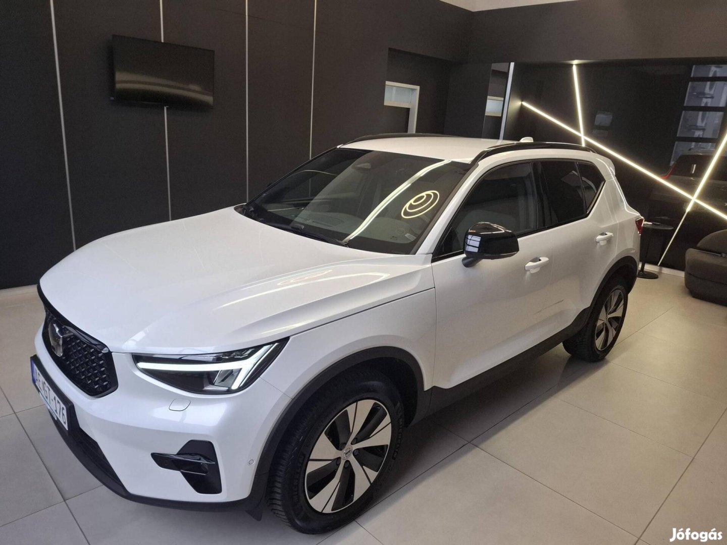 Volvo XC40 2.0 [B3] Mhev Plus Dark DCT Az Ajánl...